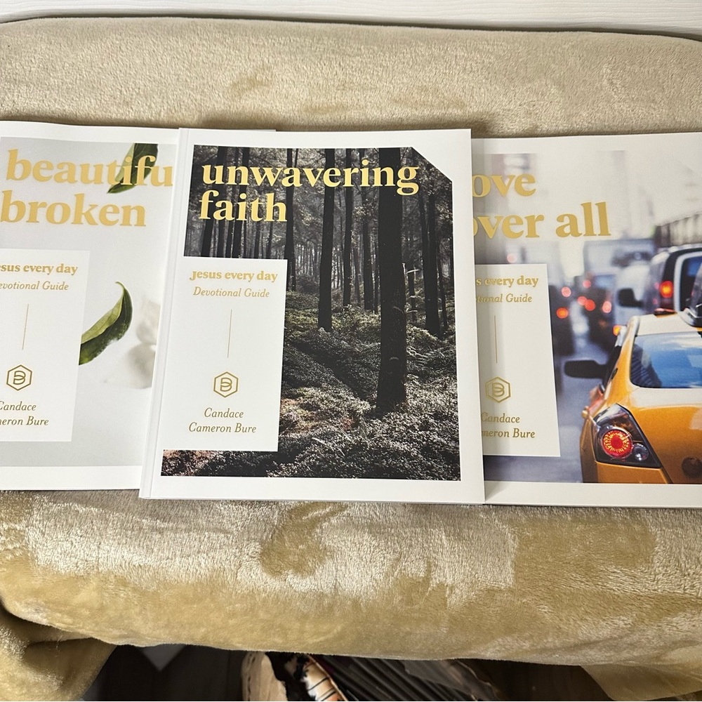 Candace Cameron Bure Set of 3 Jesus Everyday Devotionals by DaySpring New In Box